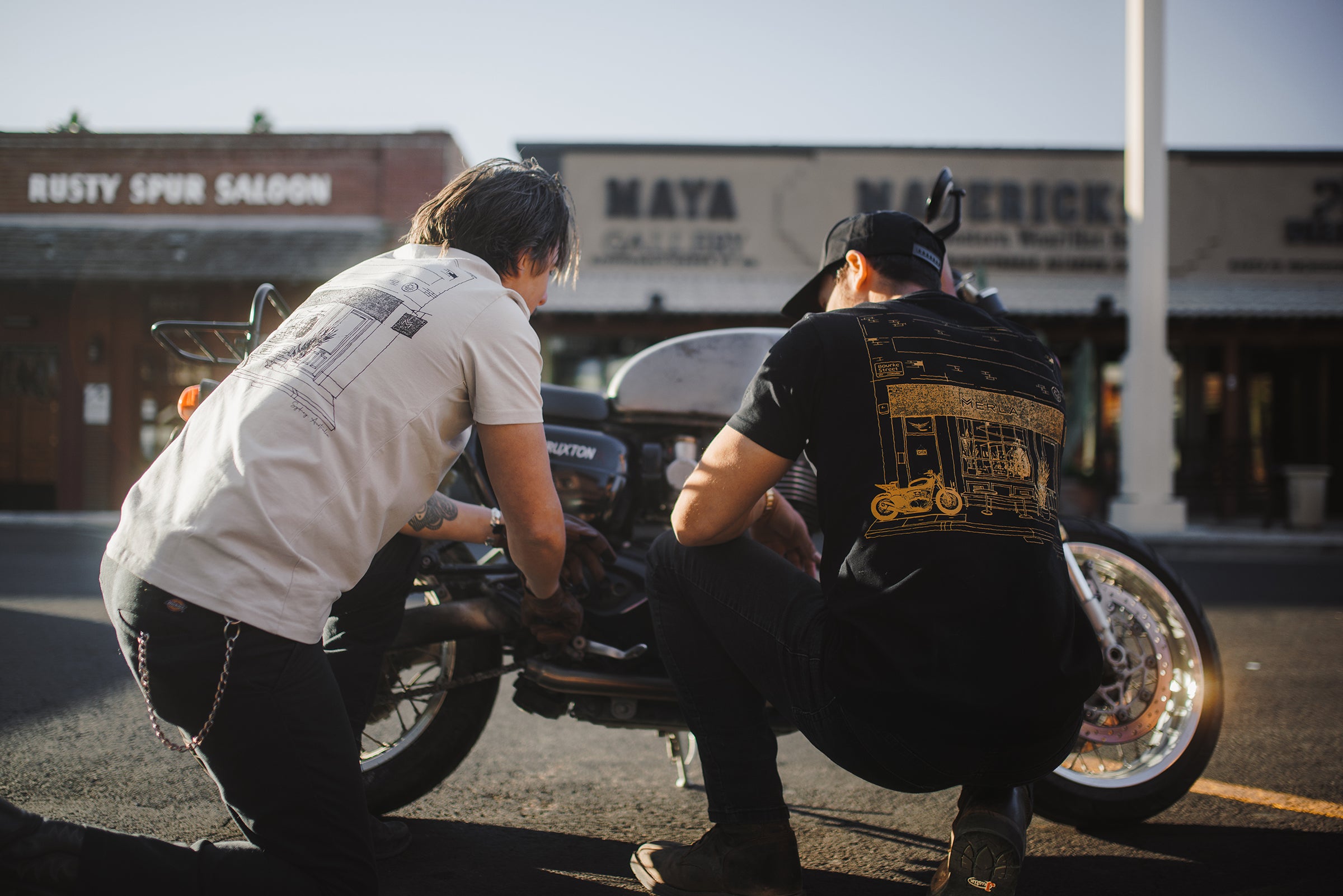 Sydney Adventure Off White Tee | Combed Cotton T-shirt