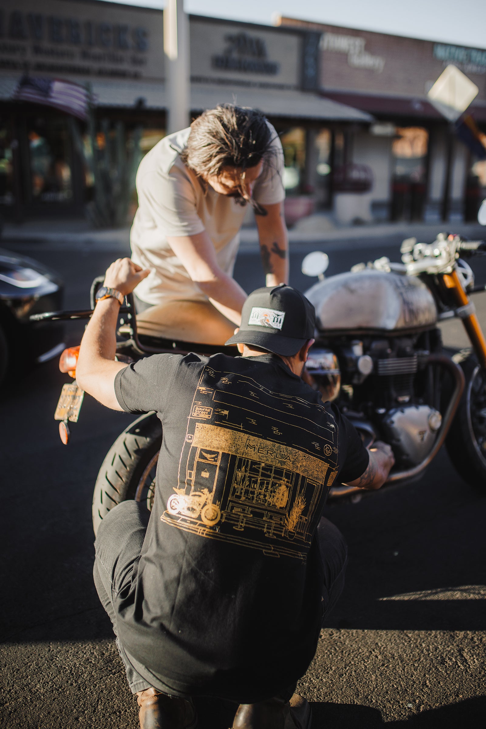 Urban Adventure Black Unisex Village Tee